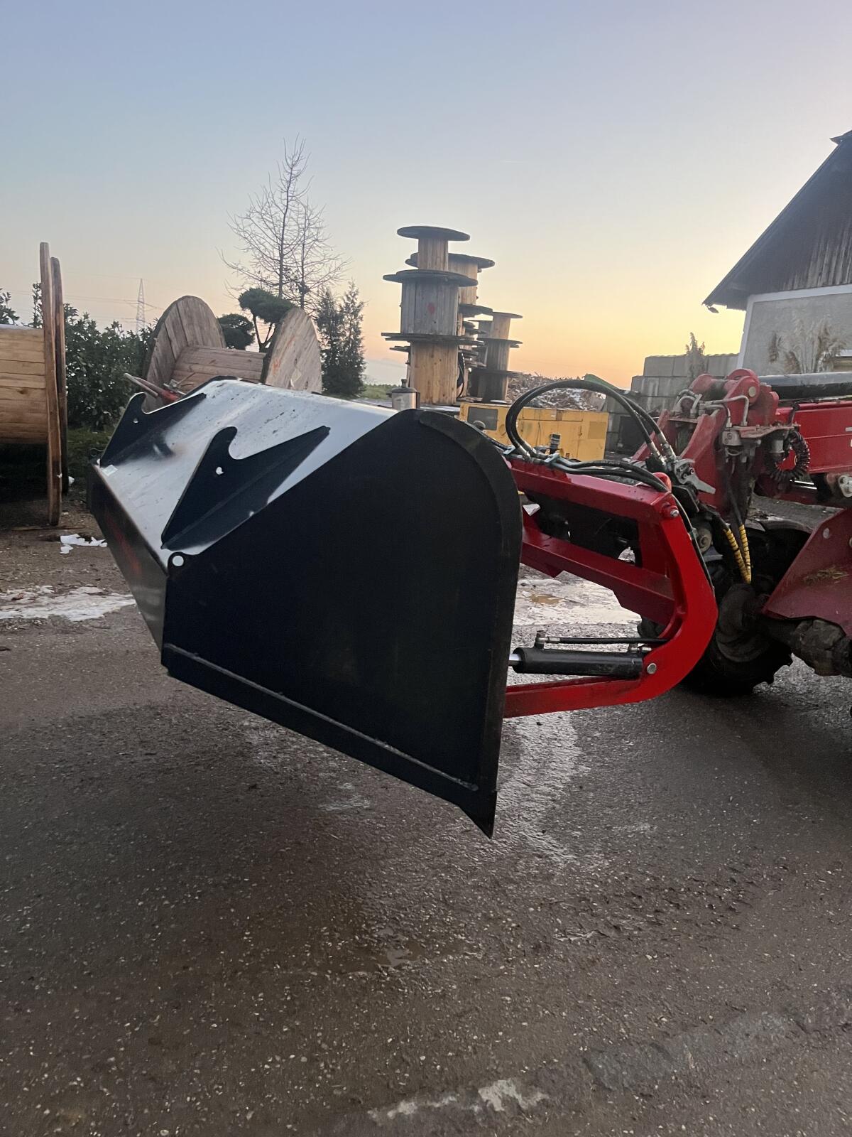 Hochkippschaufel zu verkaufen 3