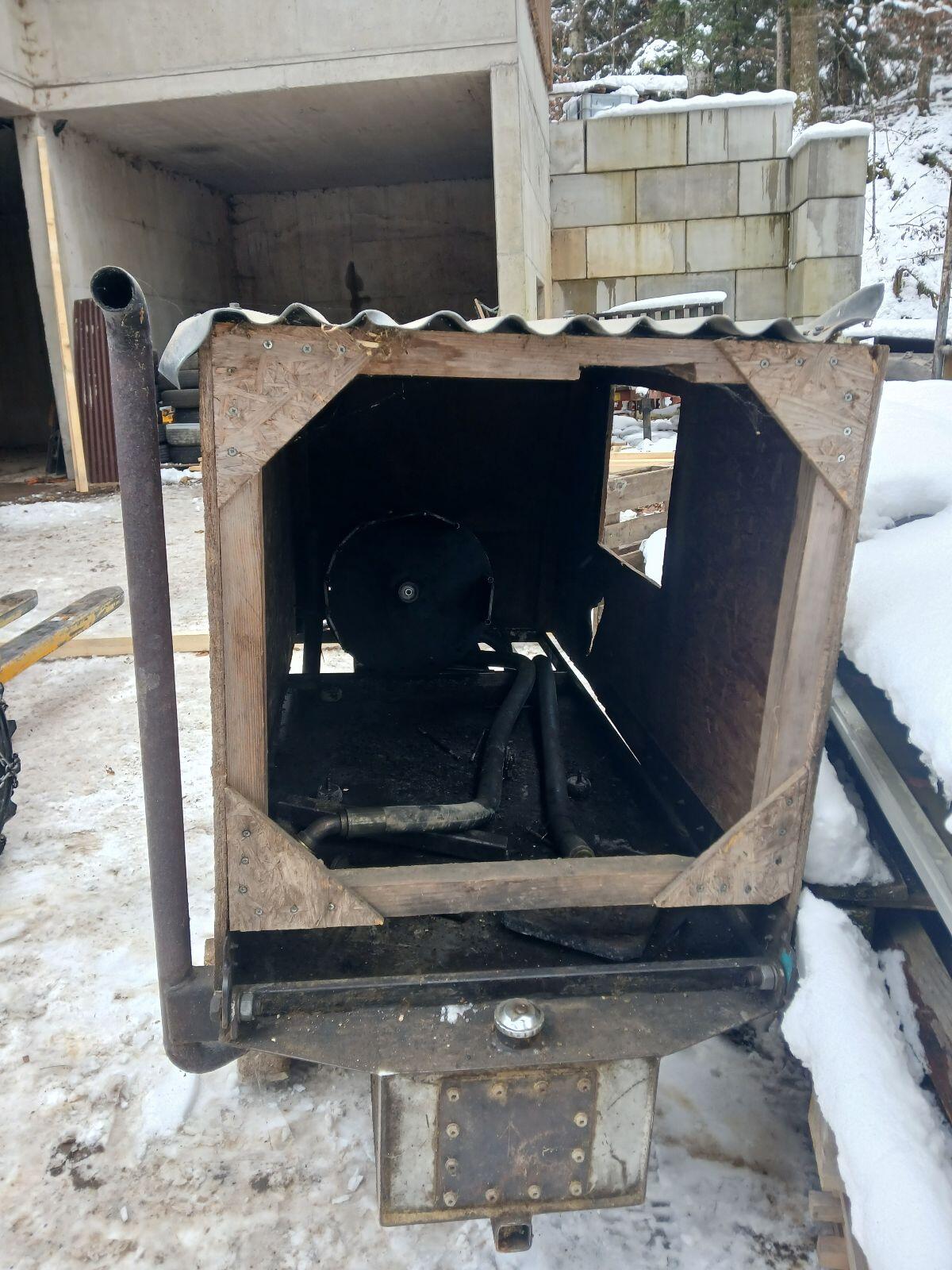 Dieseltank, Hydrauliktank 2