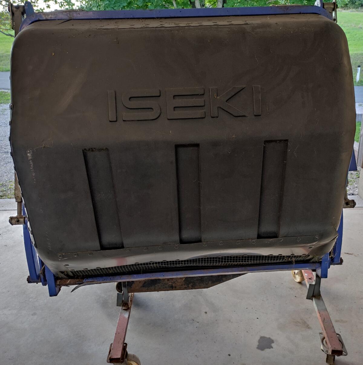 ISEKI Mähwerk + Laubsauger 1