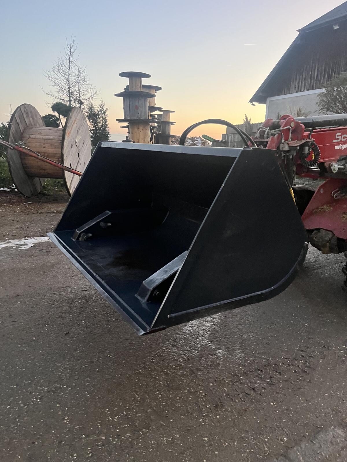 Hochkippschaufel zu verkaufen 1