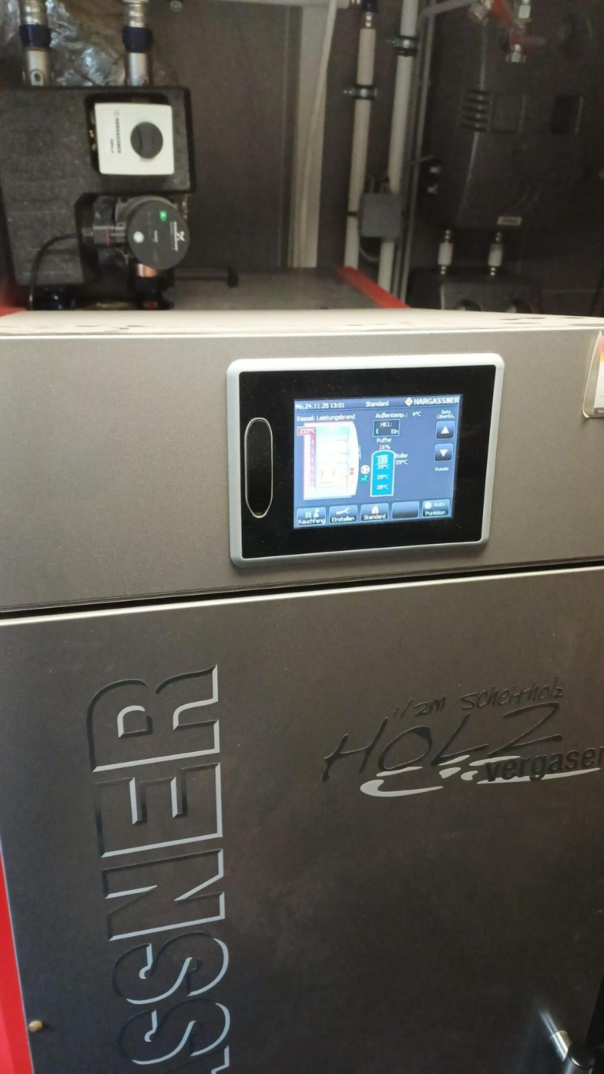 Hargassner Stückholz Heizung 2