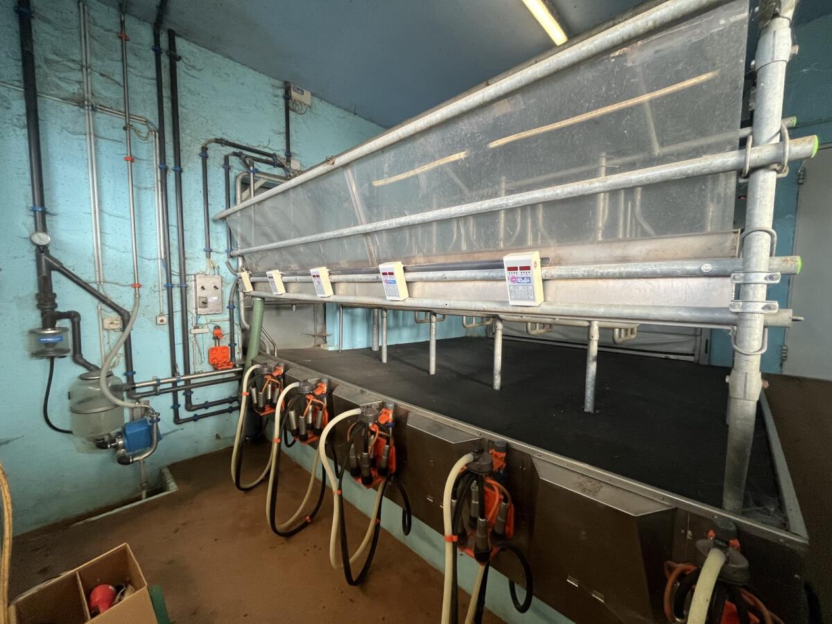 Komplettes Melksystem zu verkaufen 1