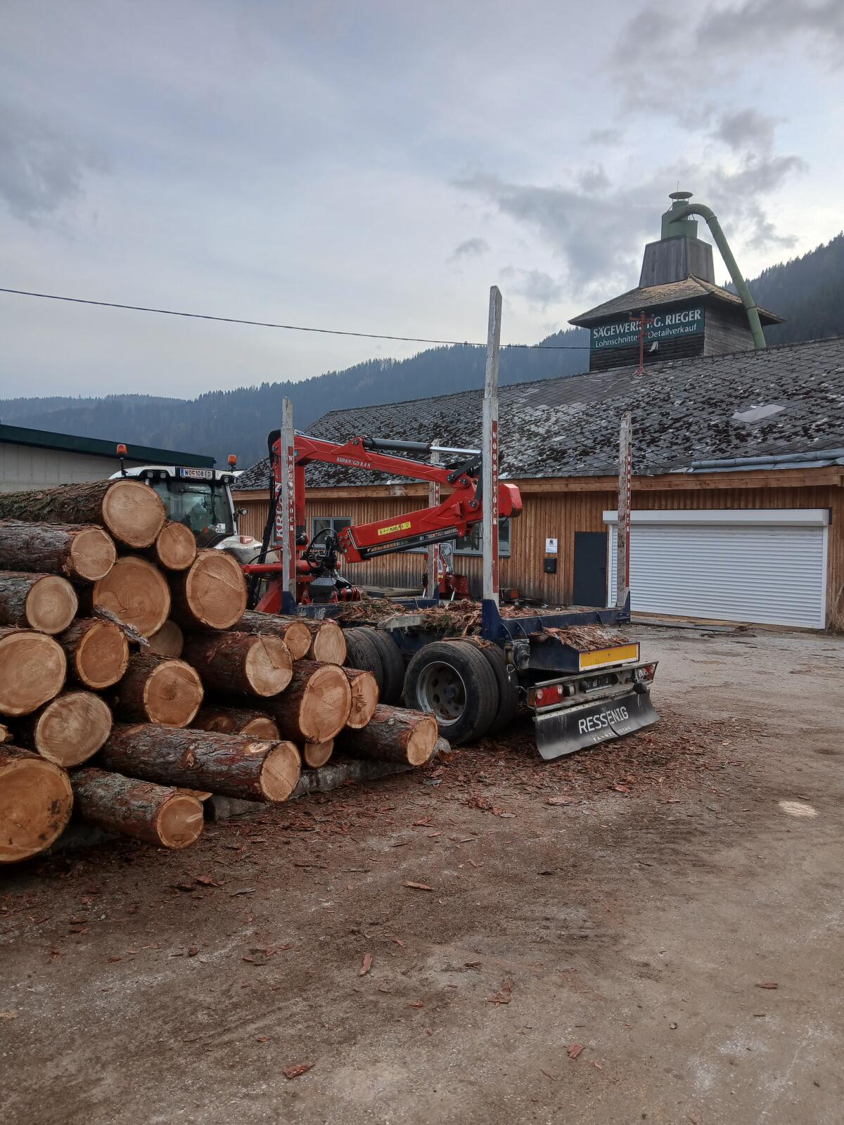 Forstanhänger mit Krpan Kran 8,4m 3