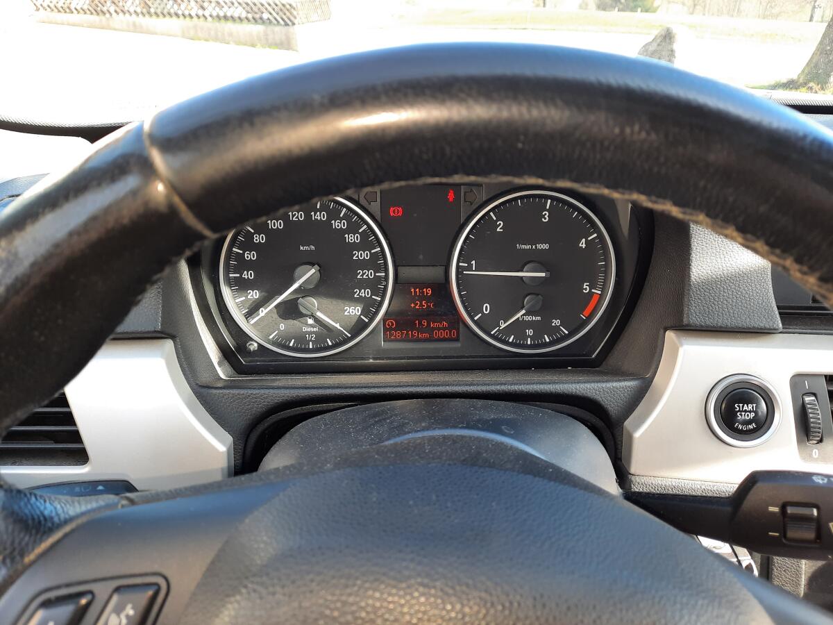 Verkaufe BMW 318D LCI 3