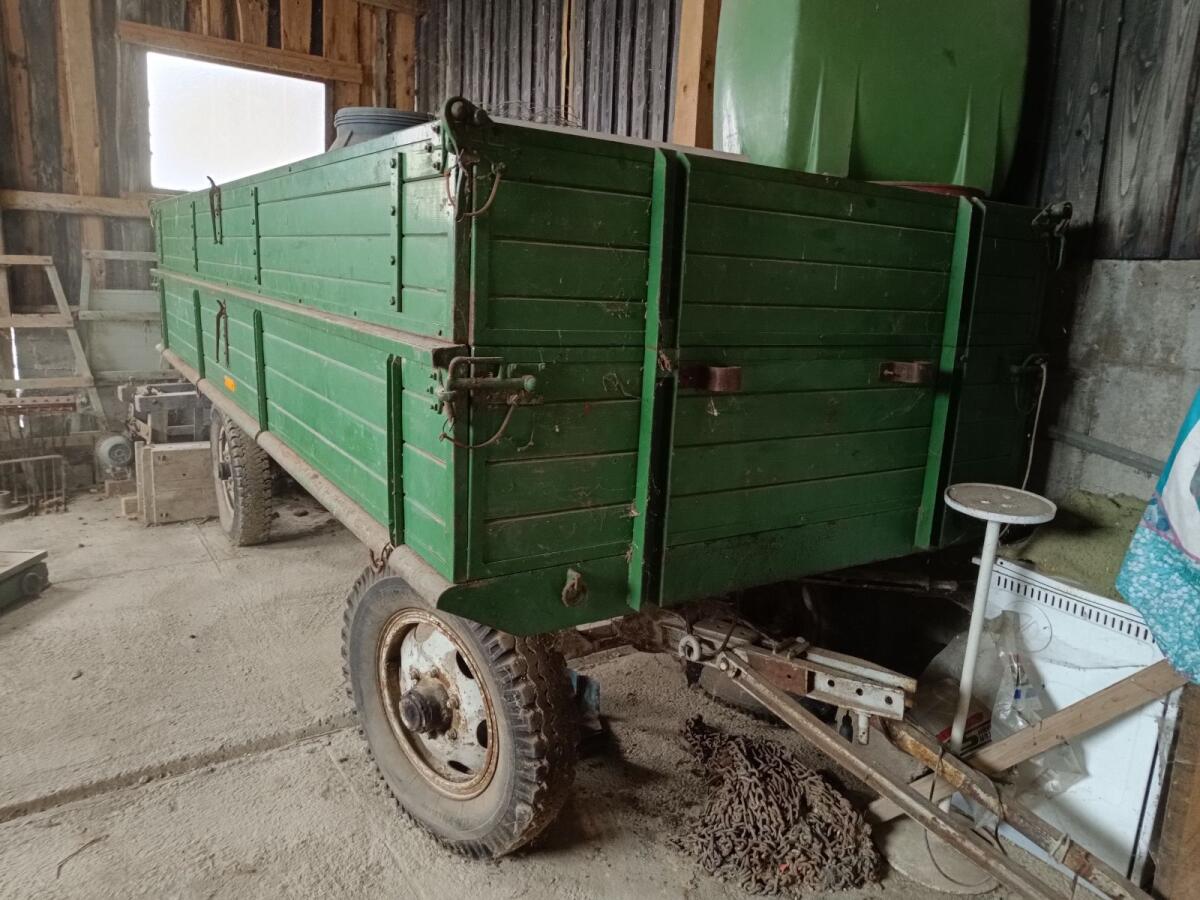 2-Achsen-Anhänger Gummiwagen 2