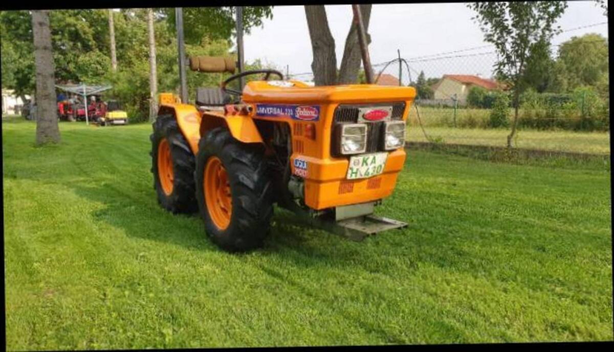 Knicklenker Goldoni 224 Allradschlepper 2