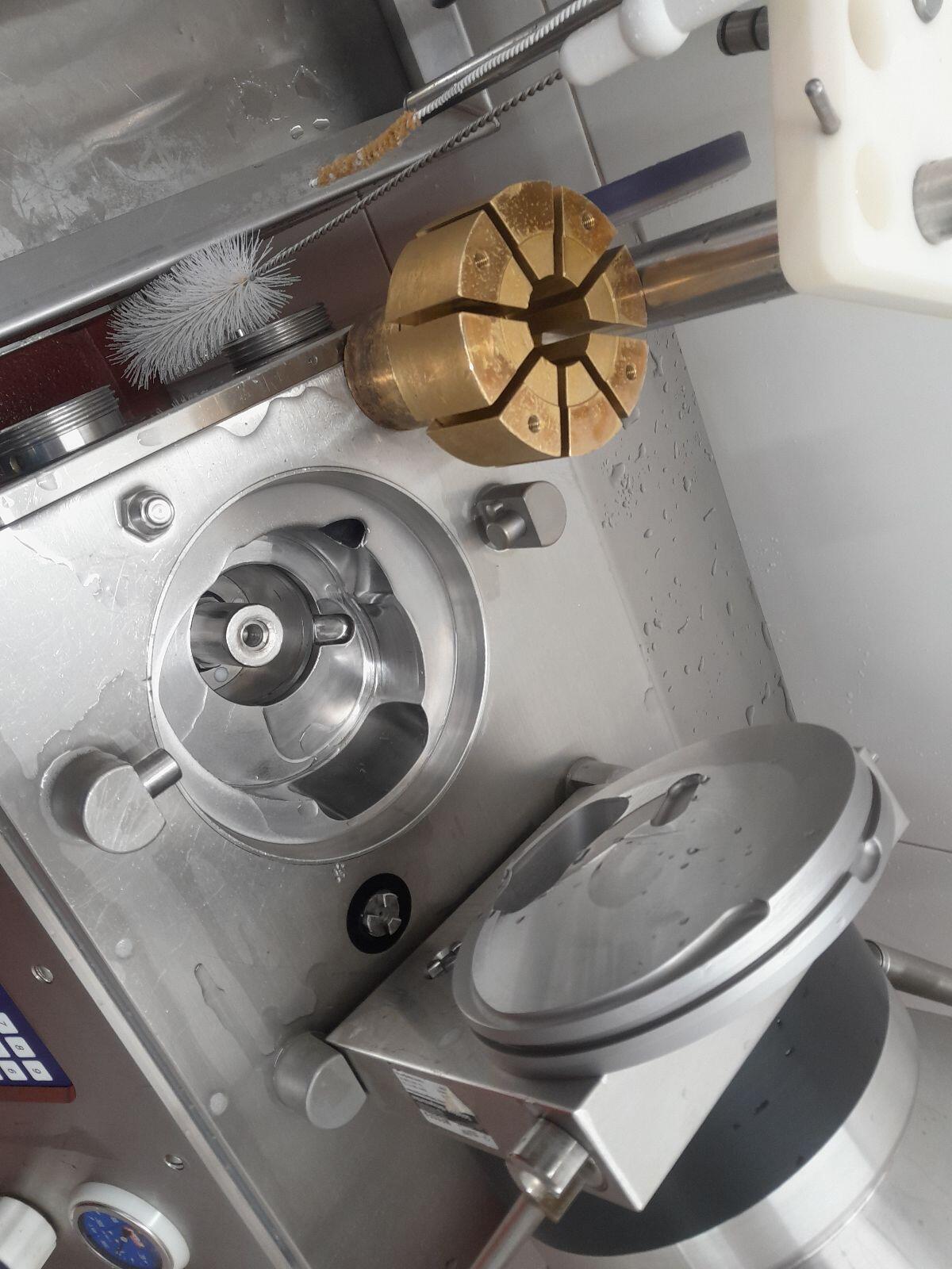 Vakuum Wurstfüller Frey Konti A50 2