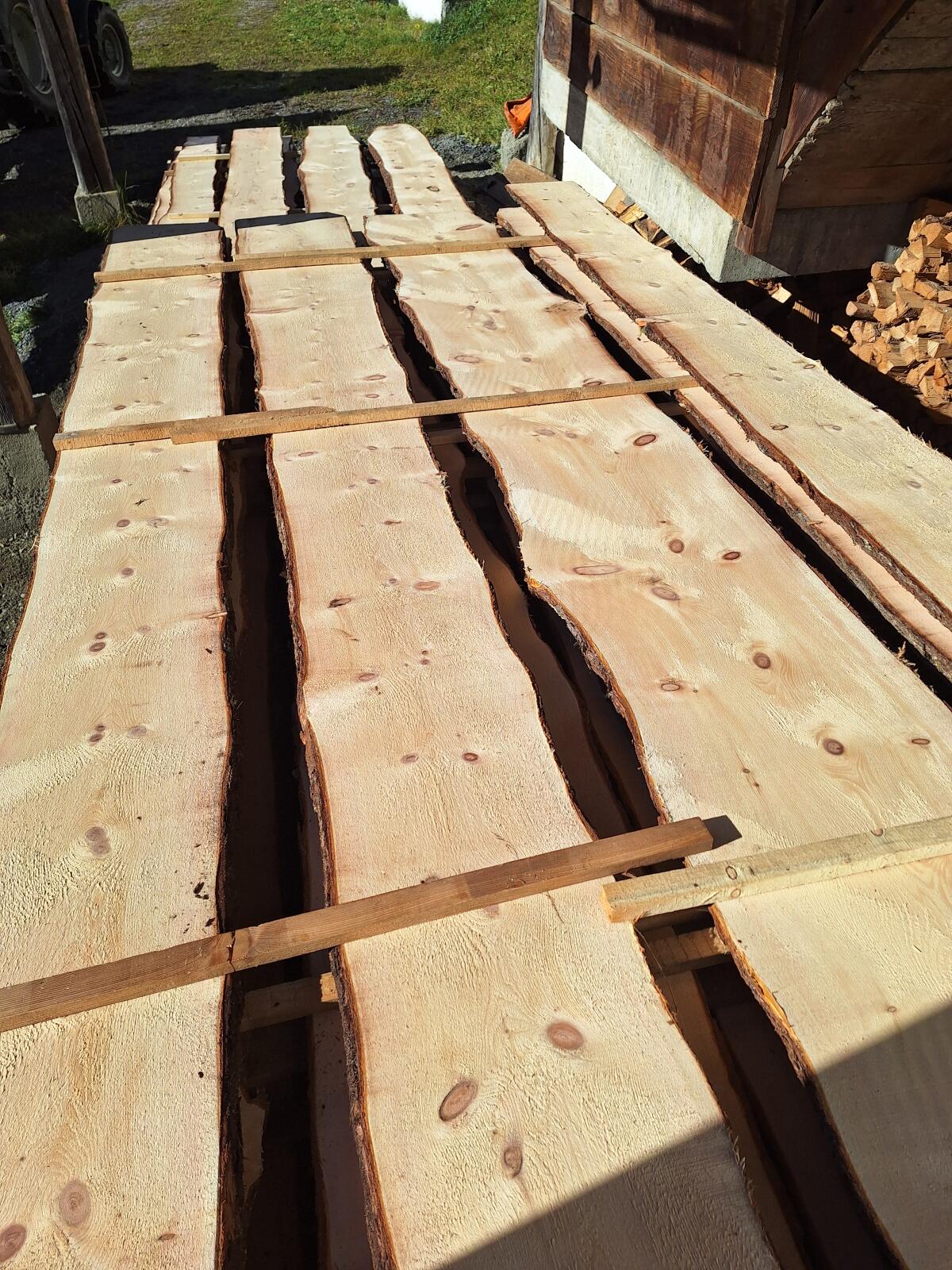 Zirbenholz - luftgetrocknet 2