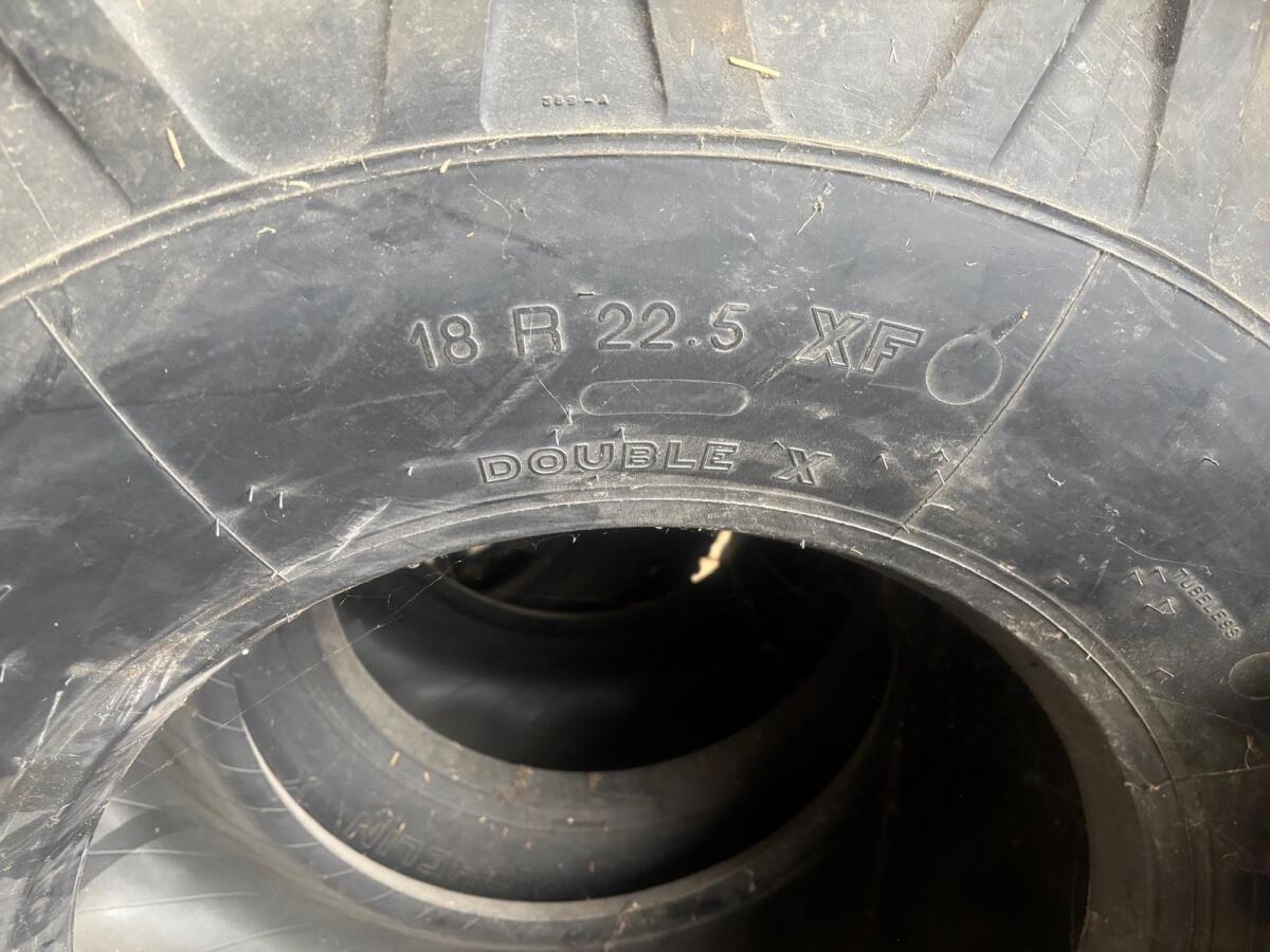 Verkaufe Reifen 18R22,5 2