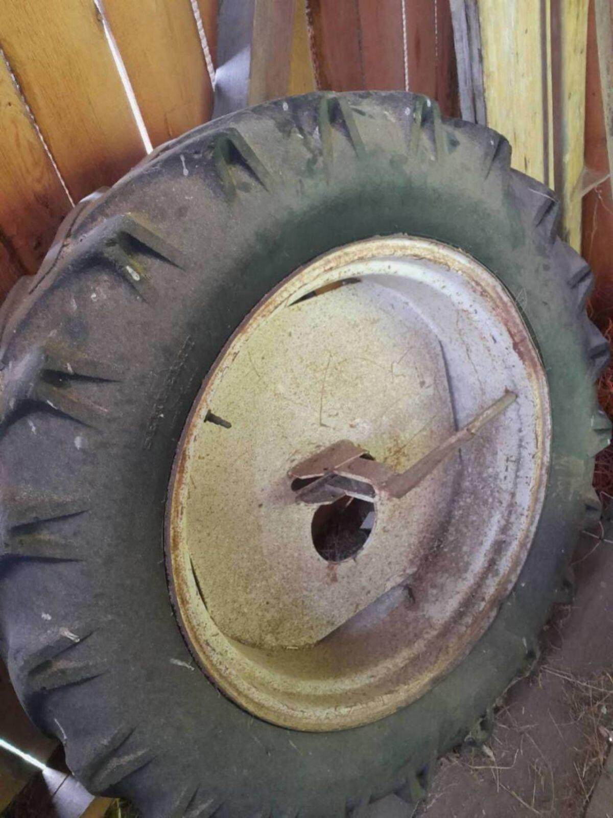 Zwillingsbereifung 3