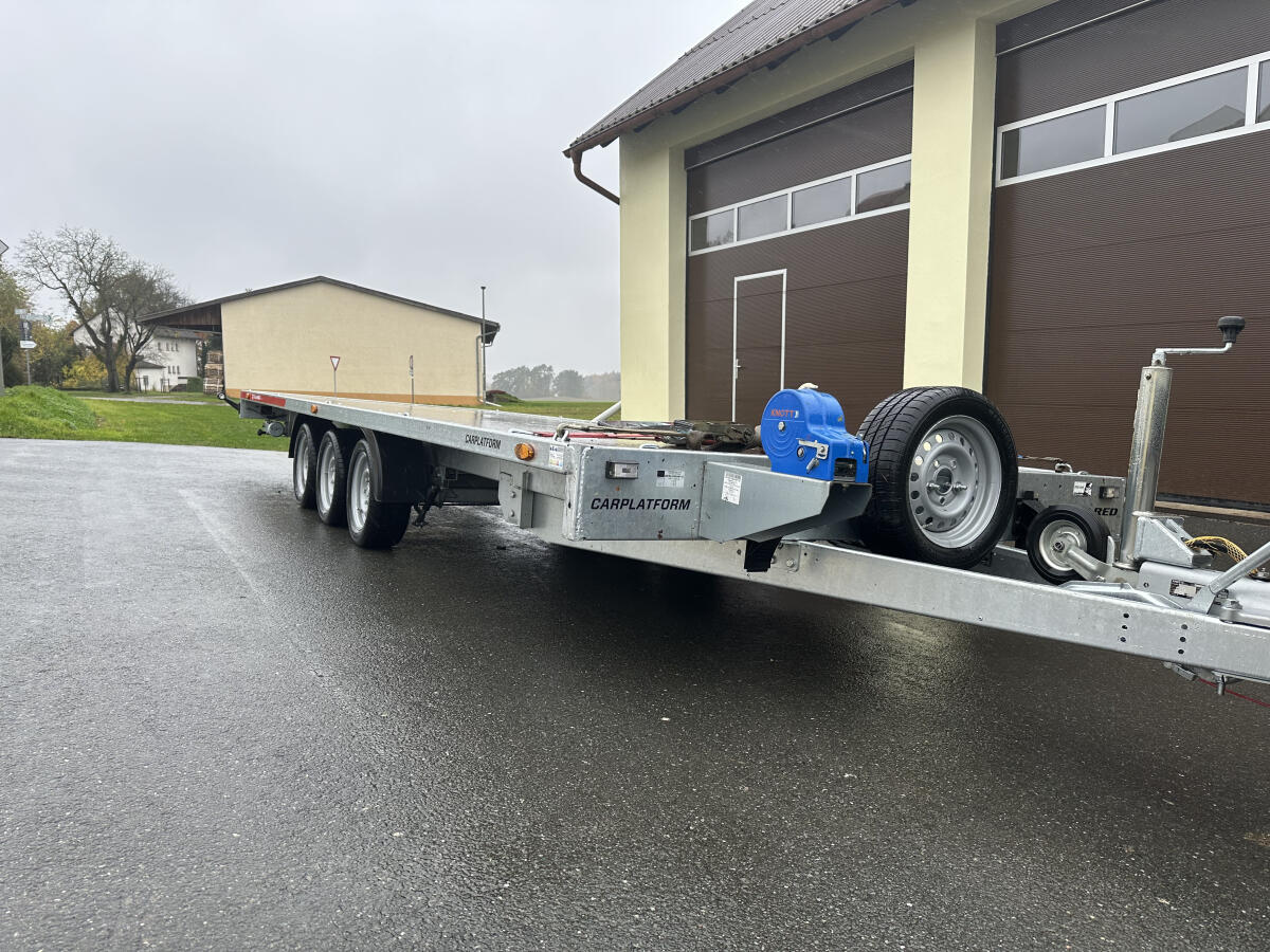 Temared Tridem Hochlader 6x2,2m Neuwertig Herstellergarantie 3