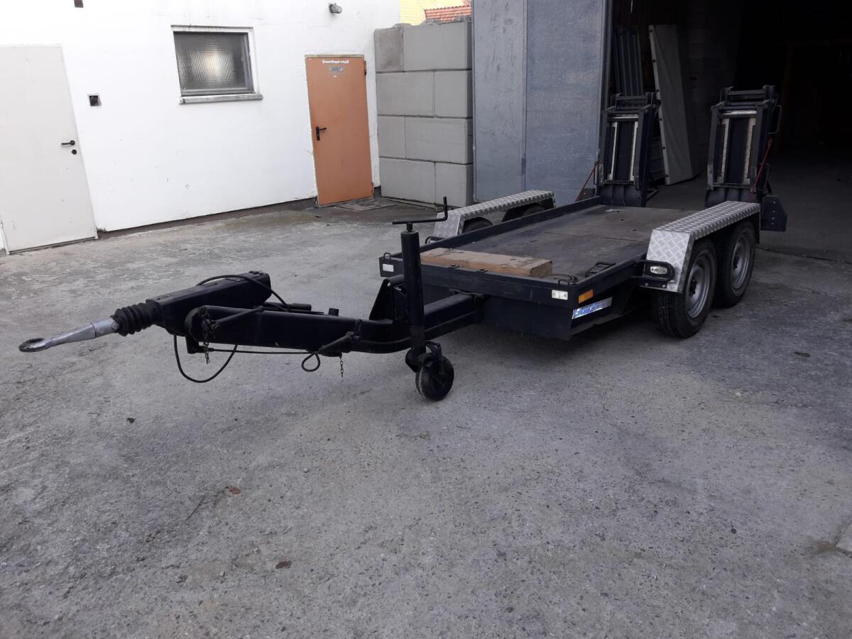 Traktor Anhänger 1