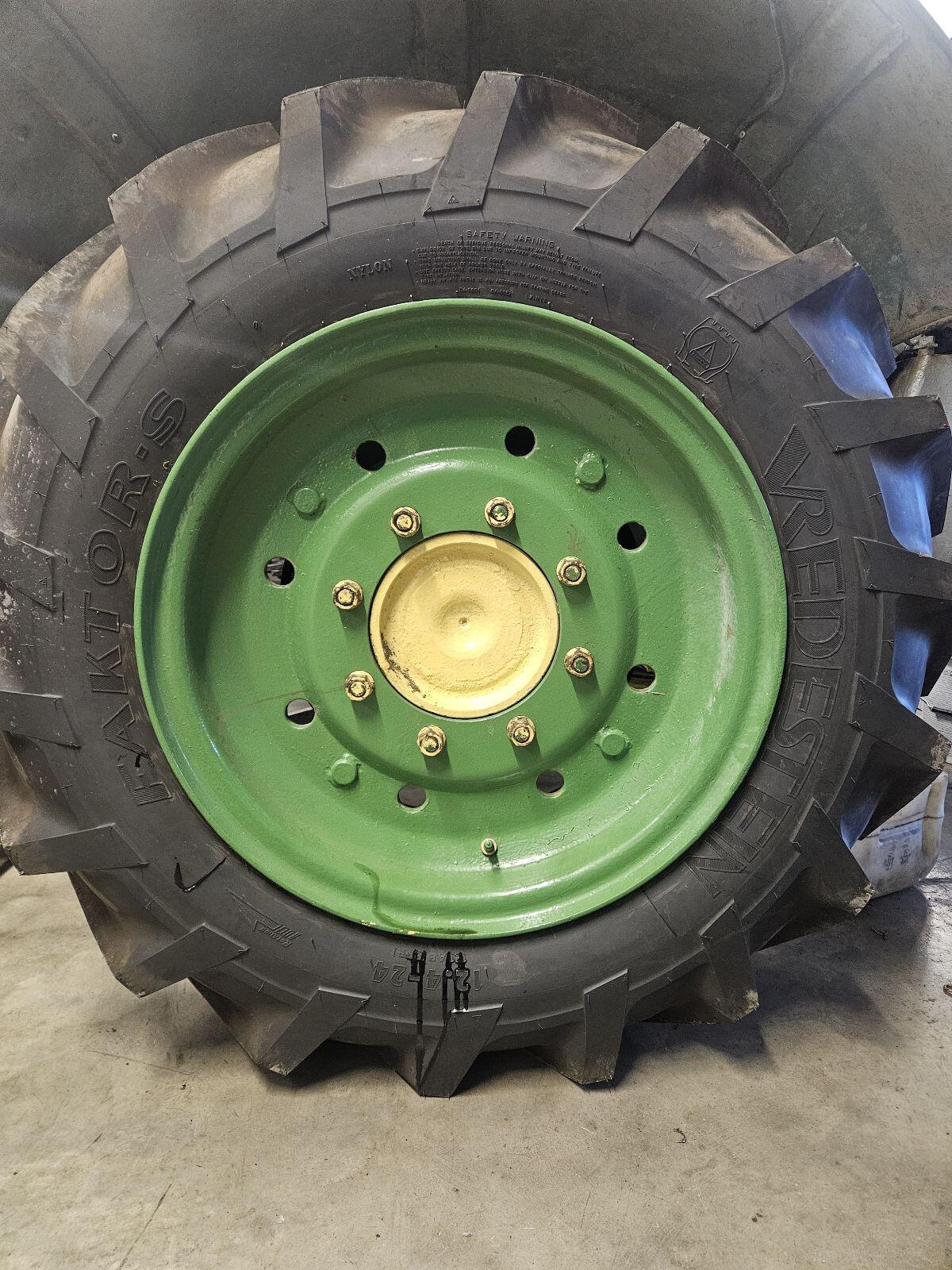 Verkaufe Räder für Steyr 180 Kurzschnauzer 1