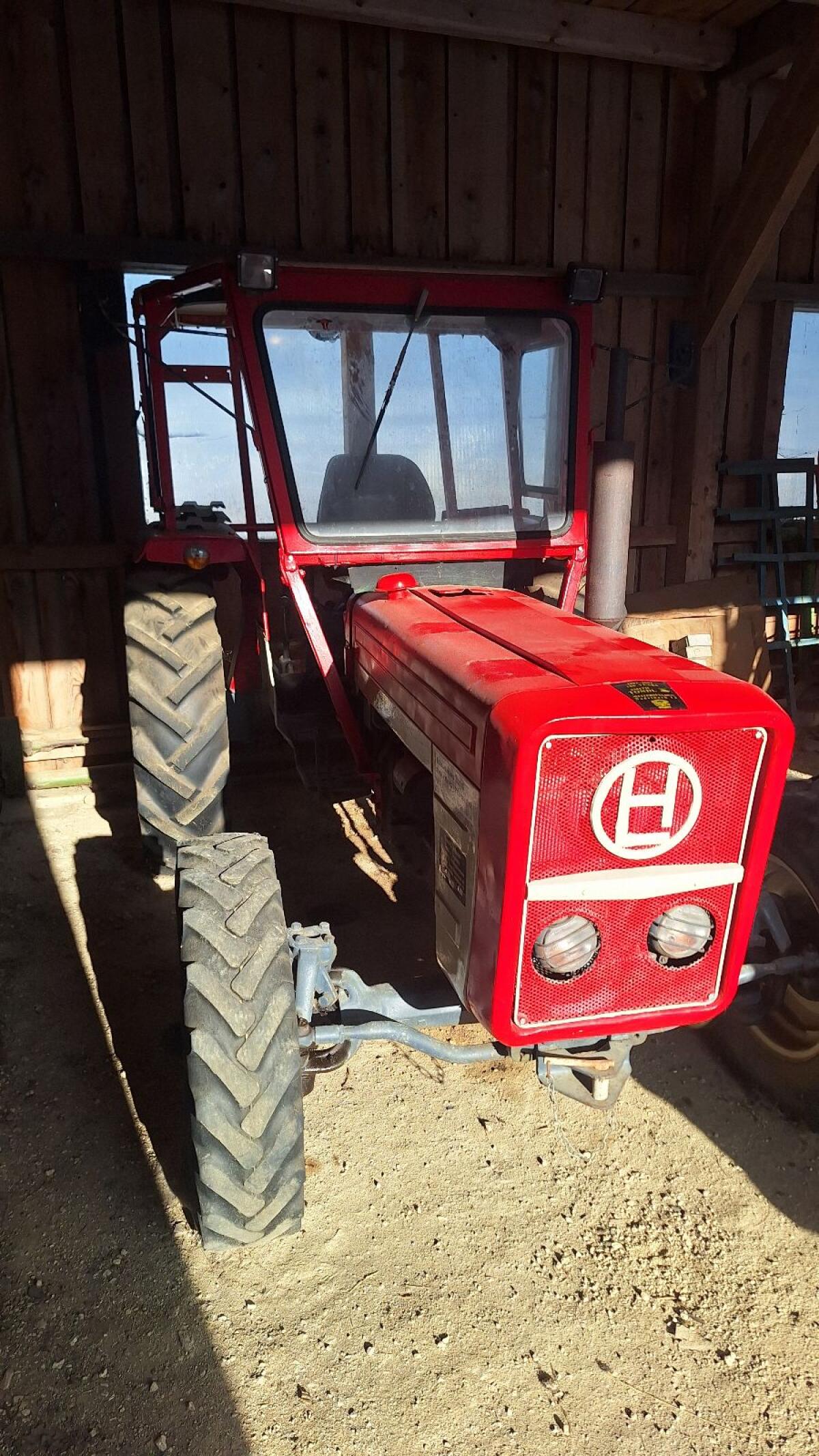 Lindner 450 Allrad Pickerl frei 2