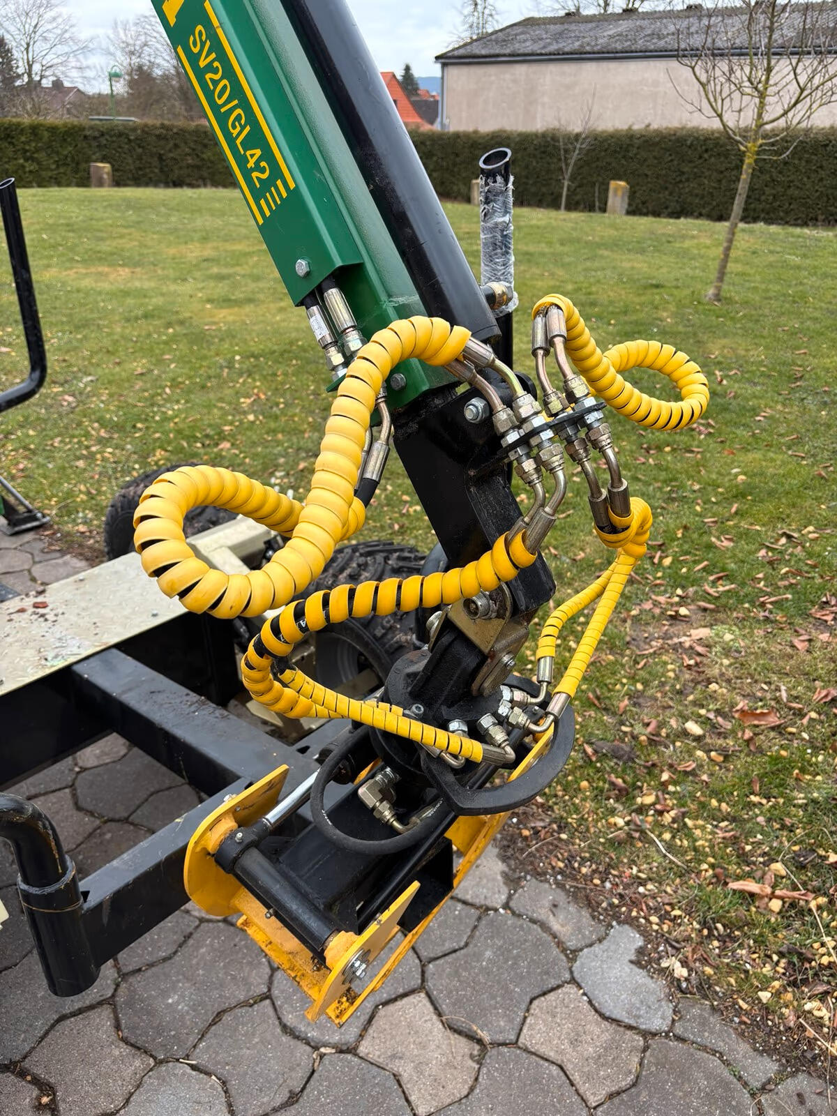 Kellfri Forstanhänger Rückenanhänger 2 t mit 3,6 m Kran 3