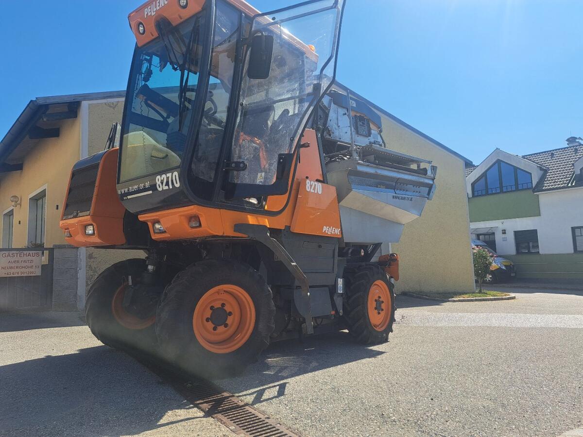 Lesemaschine, Traubenvollernter, Pellenc 8270 3