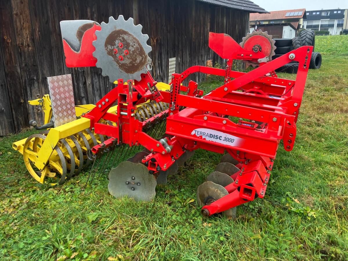 Scheibenegge Pöttinger TERRA Disc 3000 1