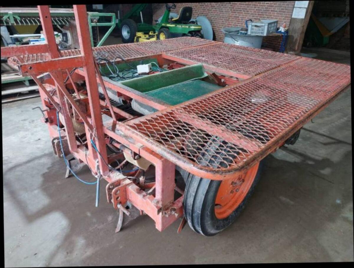 Structural Kartoffelpflanzmaschine 3