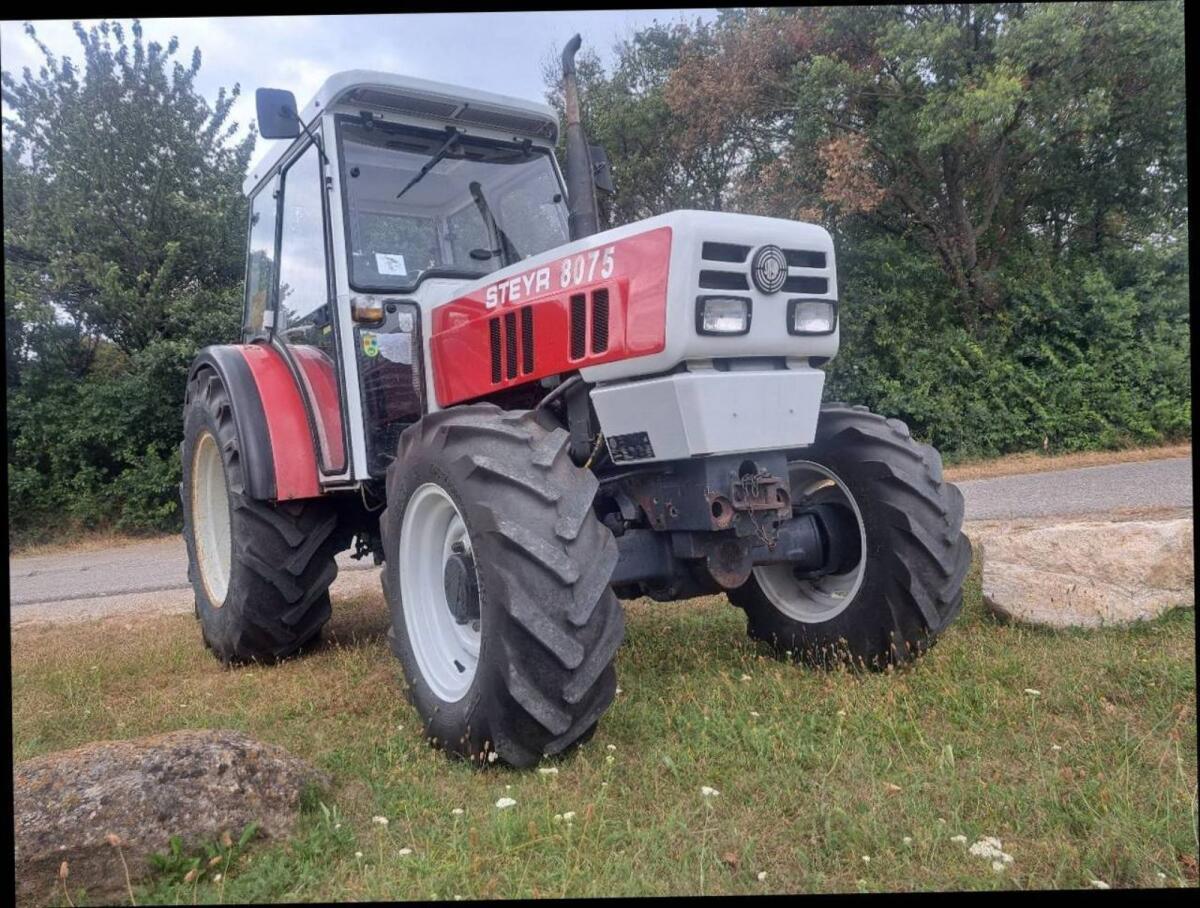 Traktor Steyr 8075 AP 1