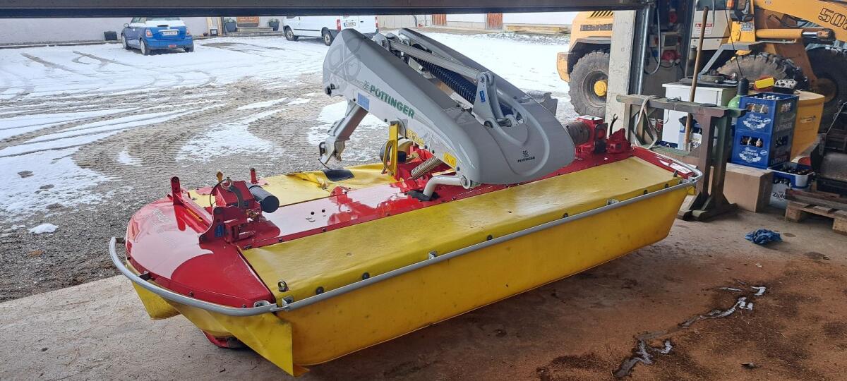 Pöttinger Frontmähwerk Novacat 301 Alpha Motion Master 2