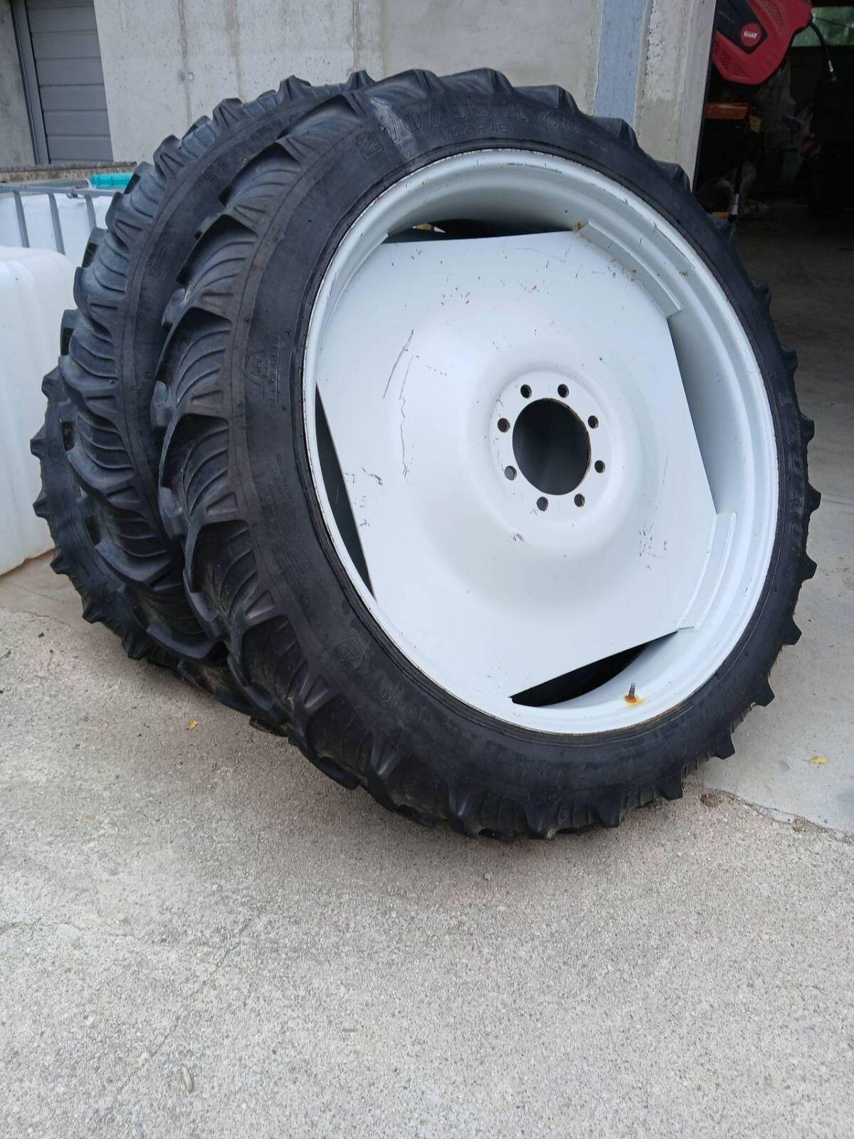 Pflegeräder für Steyr 9094 1