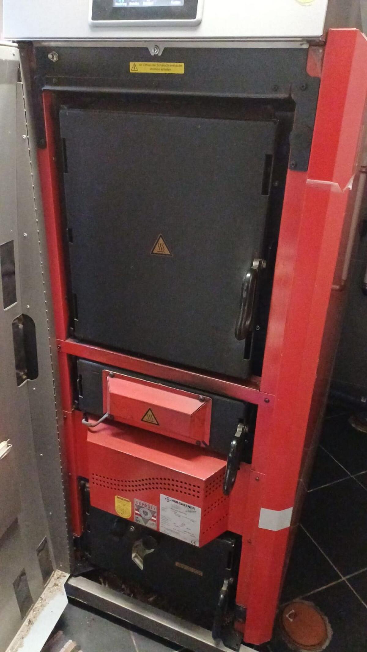 Hargassner Stückholz Heizung 3