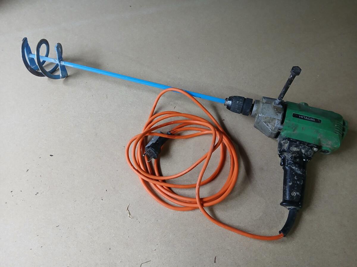 Rührwerk, Betonrührer, Mörtelrührer, Hitachi, Quirl, Beton 1