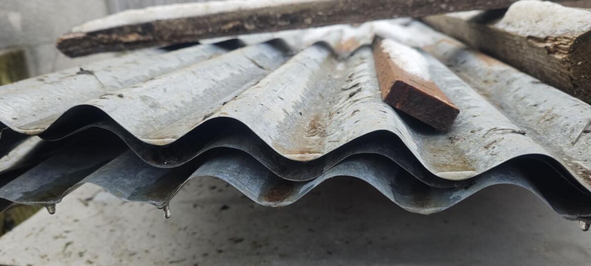 Patura Futter/Heuraufe - 12 Plätze - 2,1x2,1m + Überdachung 3