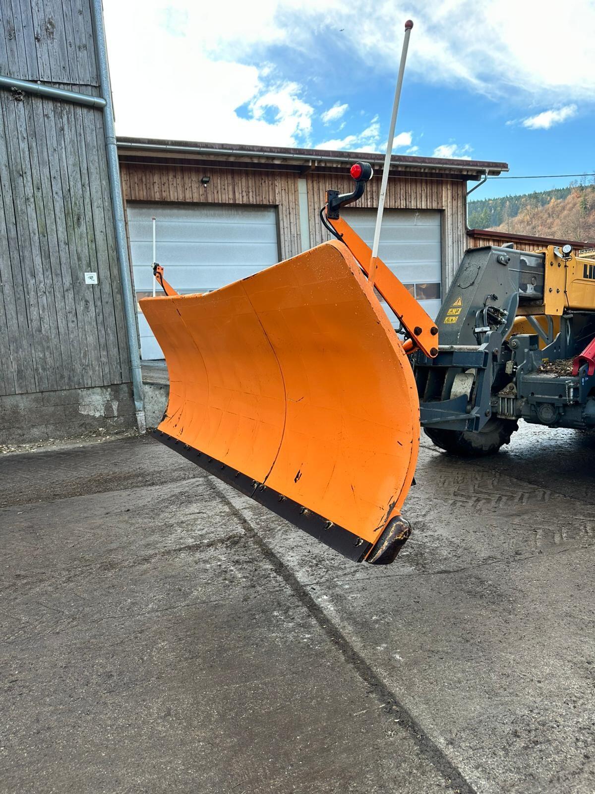 Hydrac UIII 320 Dreipunkt-Schneepflug 1