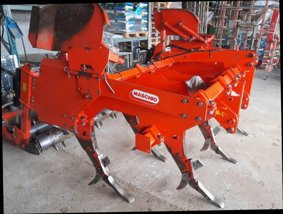 Grubber Maschio Attila 300-7 1