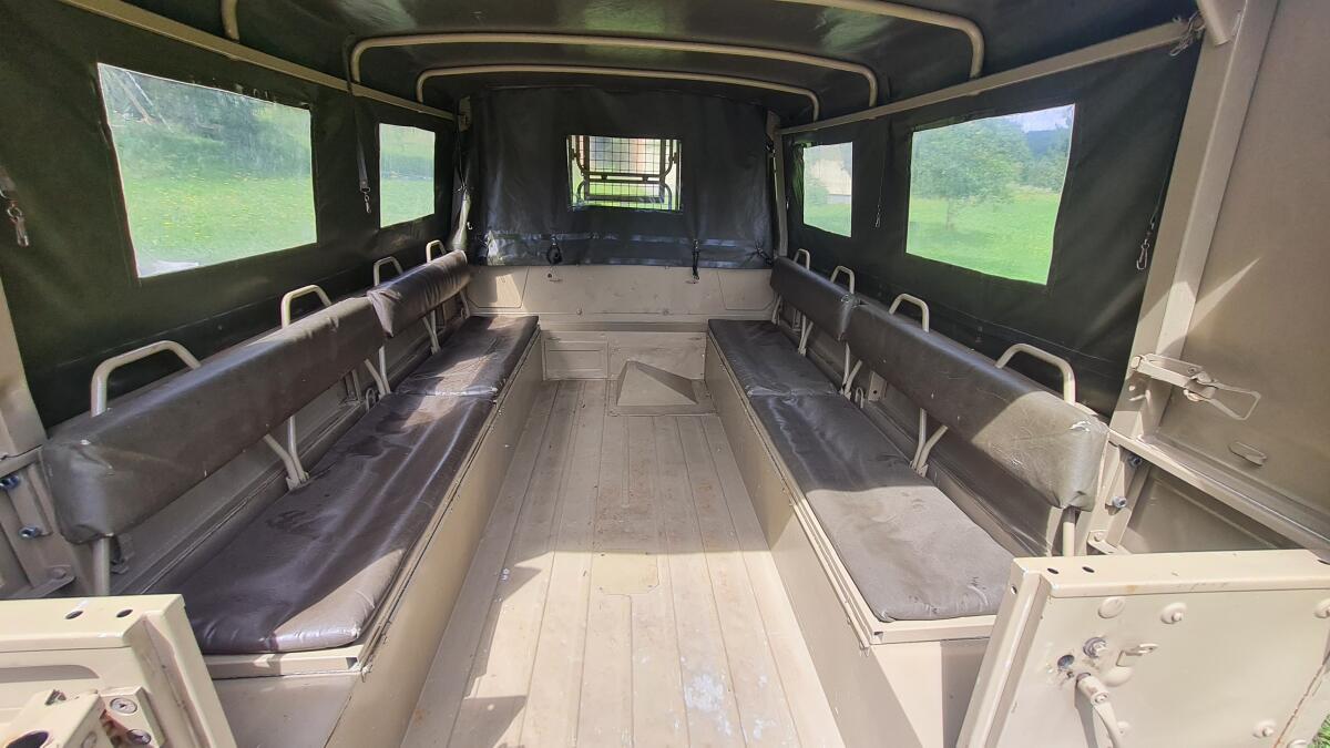 Steyr Puch Pinzgauer 710M 2