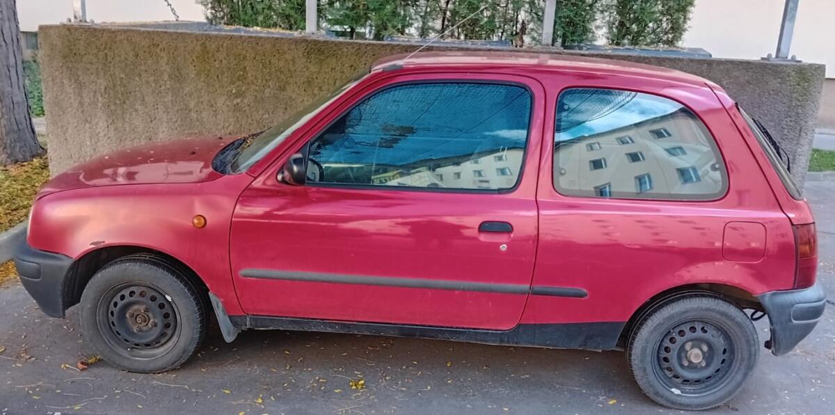 Nissan Micra K11 Automatik 2