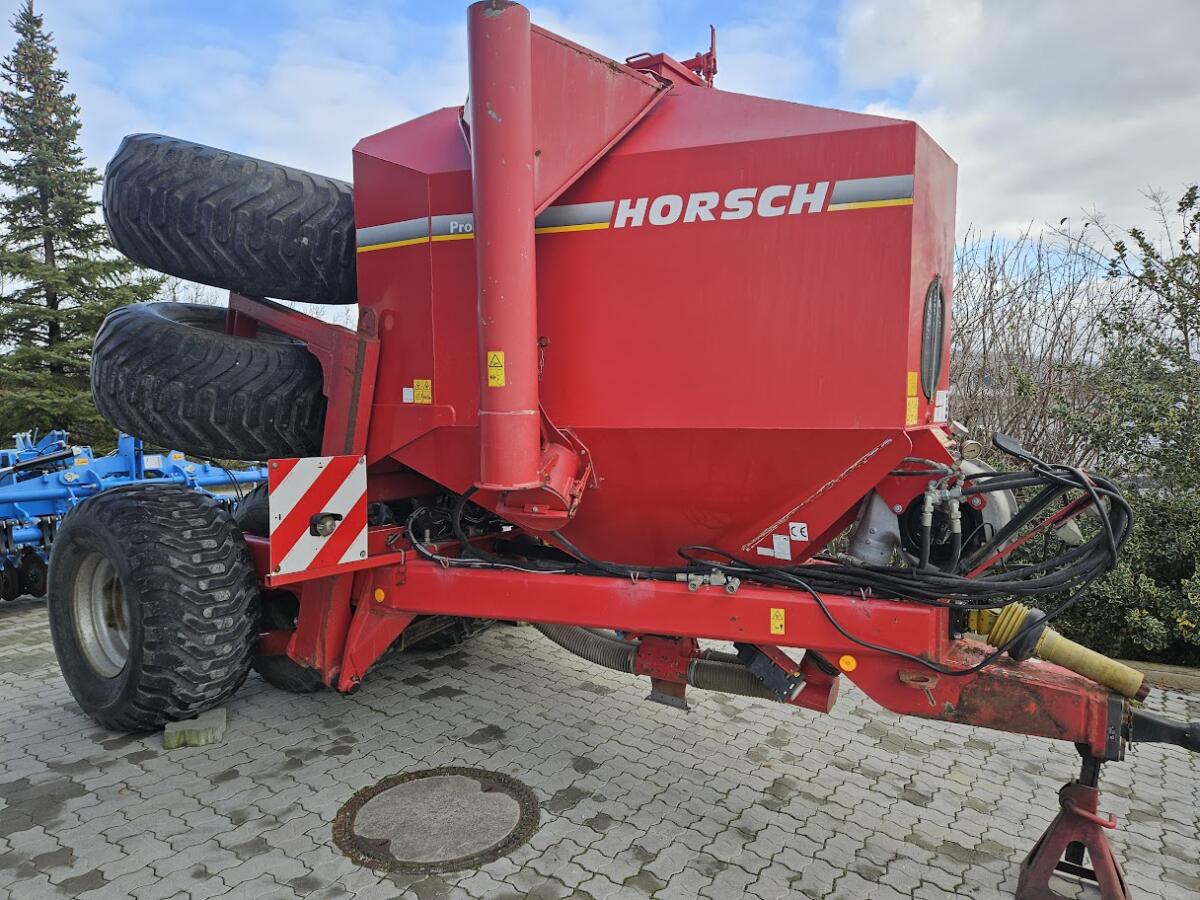 Horsch Säwagen SW 4000P mit 6 m Reifenpacker 1