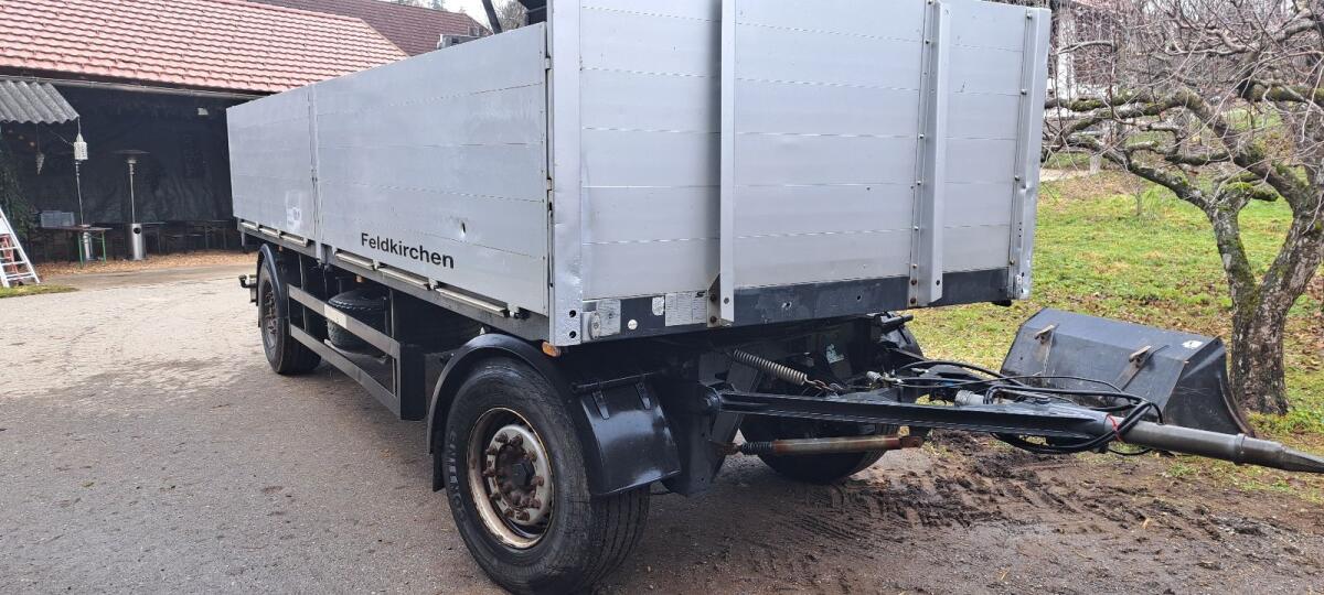 Ballenanhänger, Anhänger Schwarzmüller 1