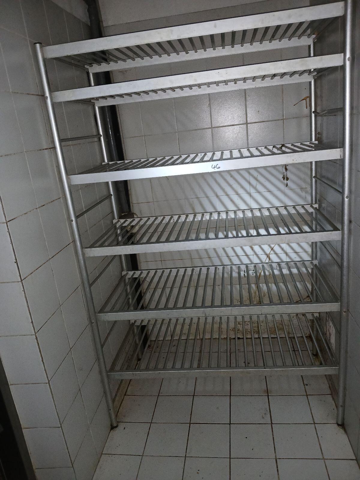 Kühlraumregale mit Maßangabe 1