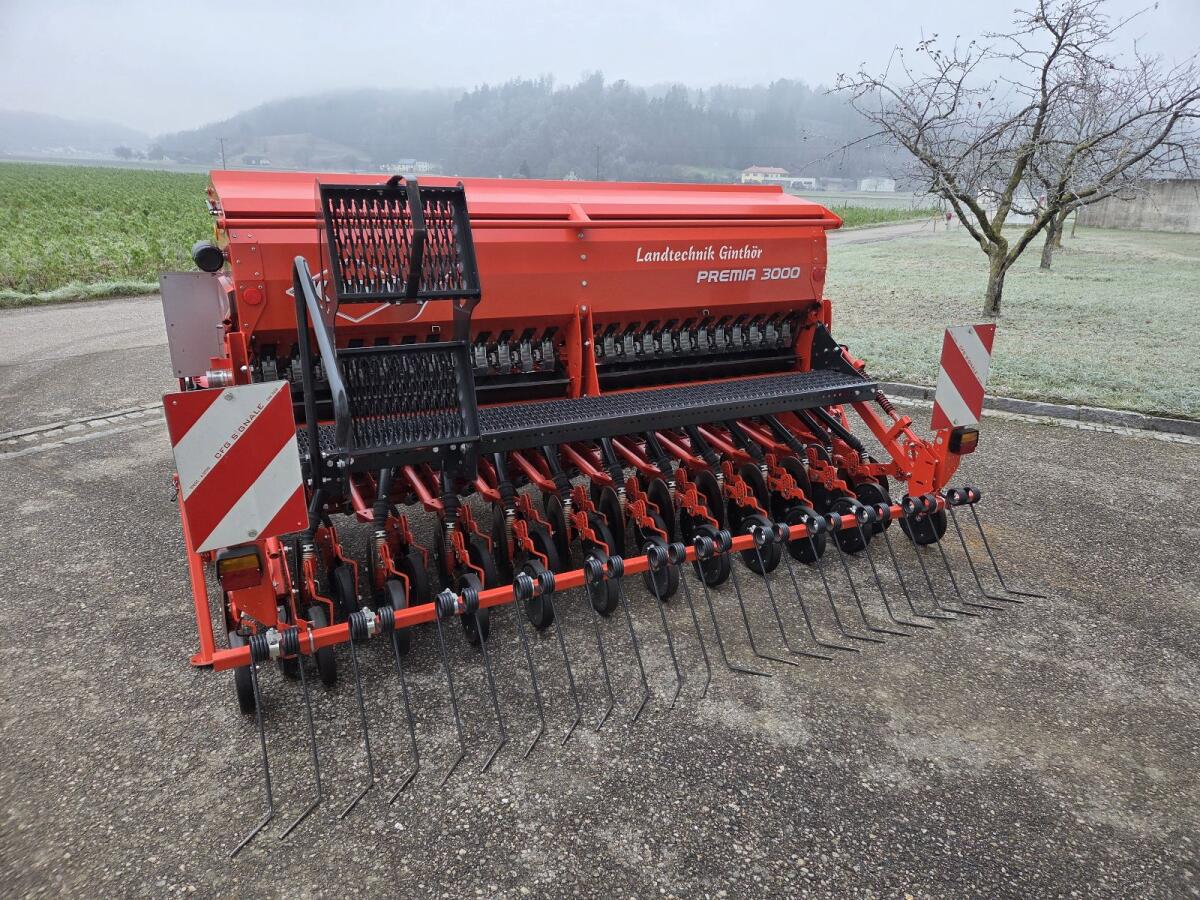 Verkaufe Vogel & Noot Kreiselegge mit Kuhn Premia Sämaschine 2