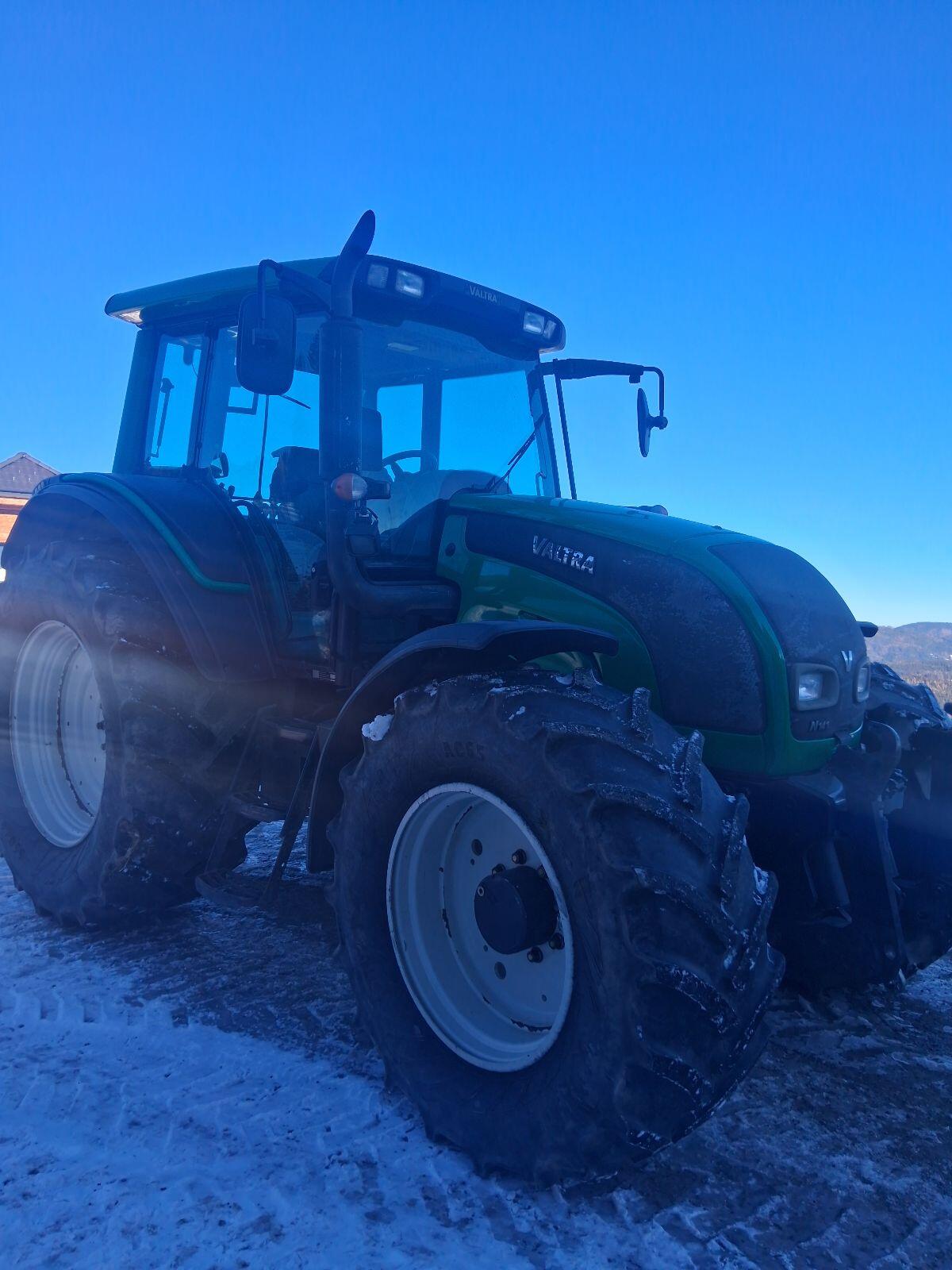 Valtra N141 Hitech 2