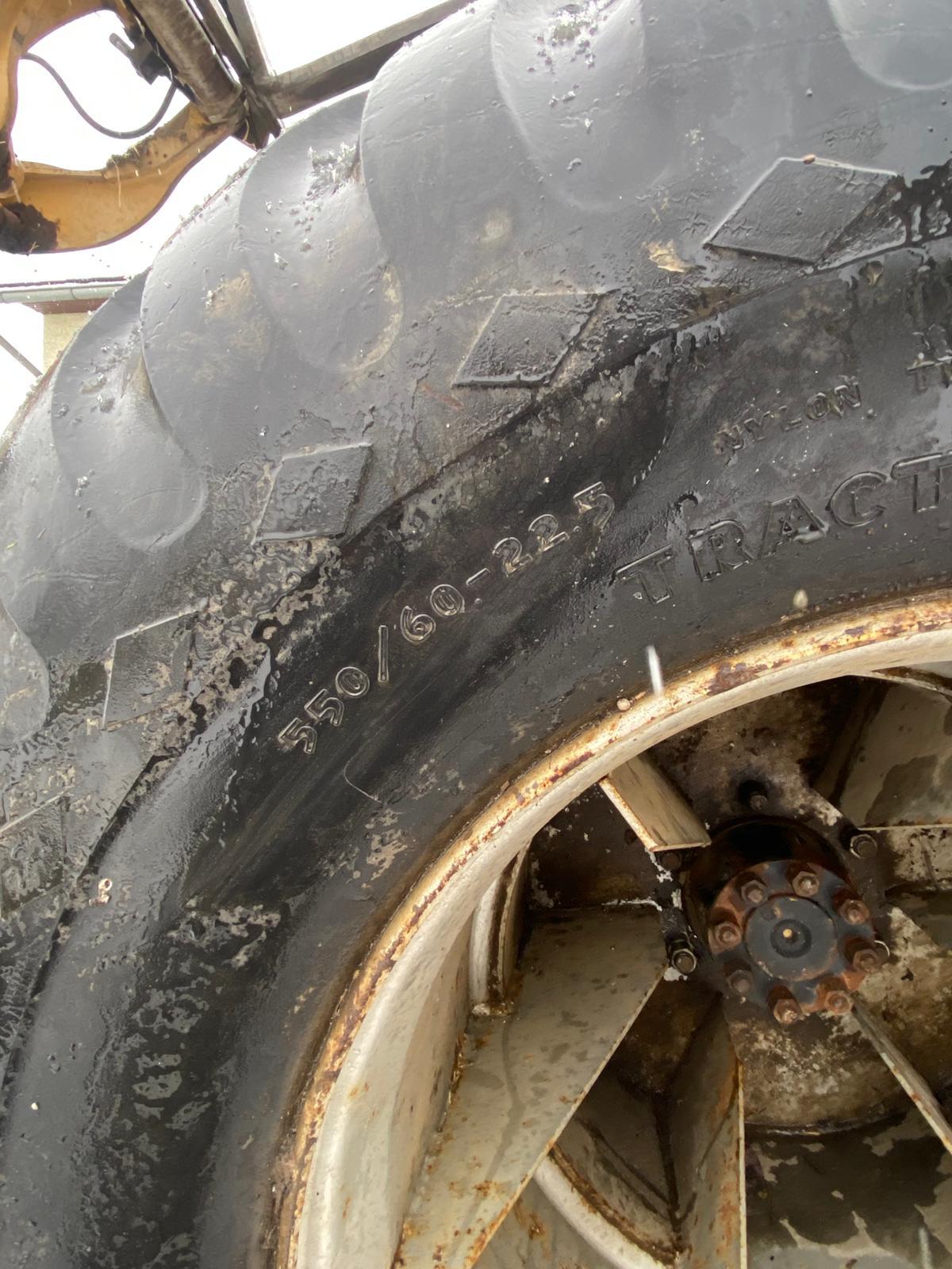 Achse LKW Achse Bergstreuer Reifen 550/60-22,5 3