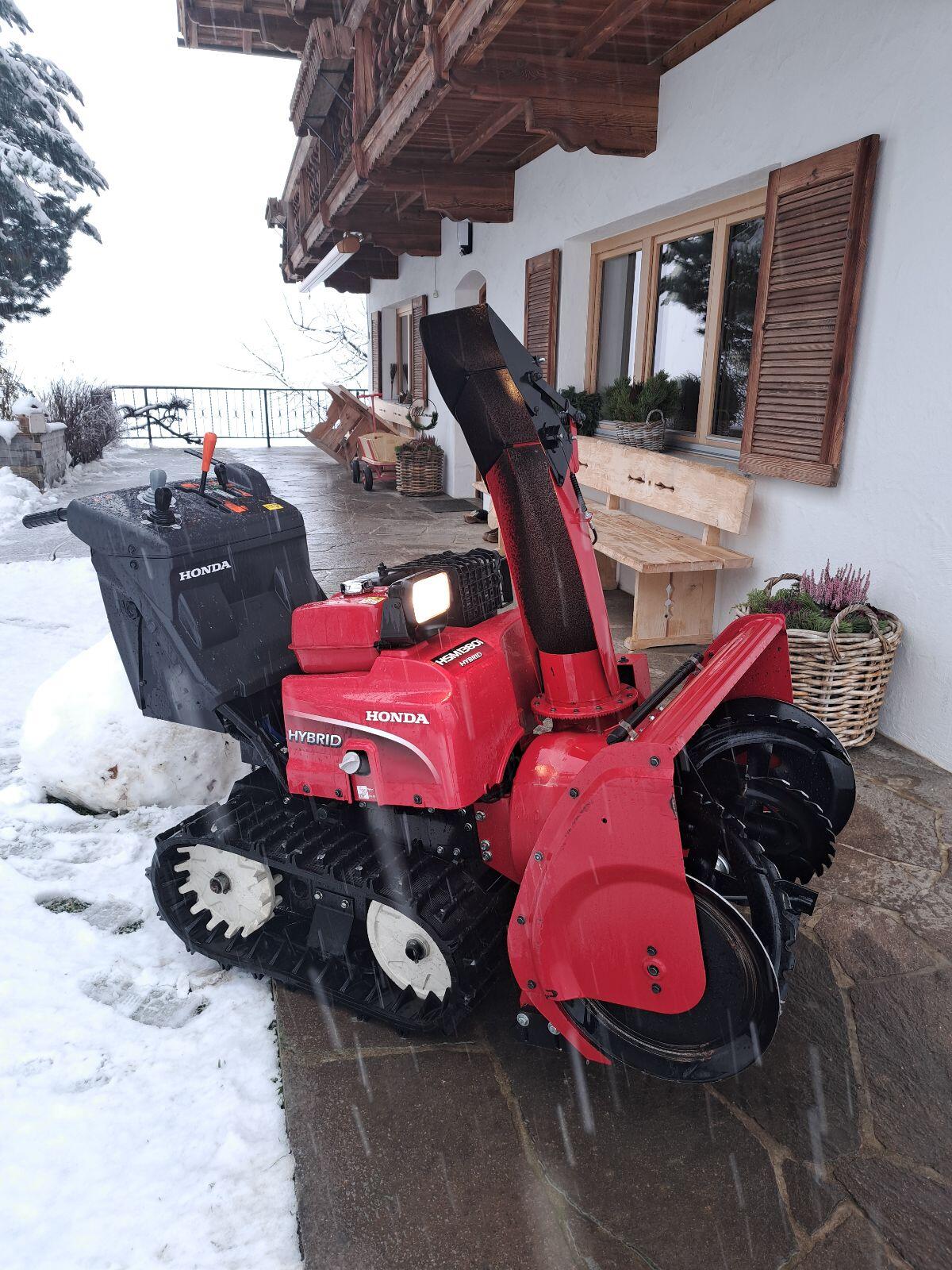 Schneefräse Honda HSM 1380i Hybrid 3