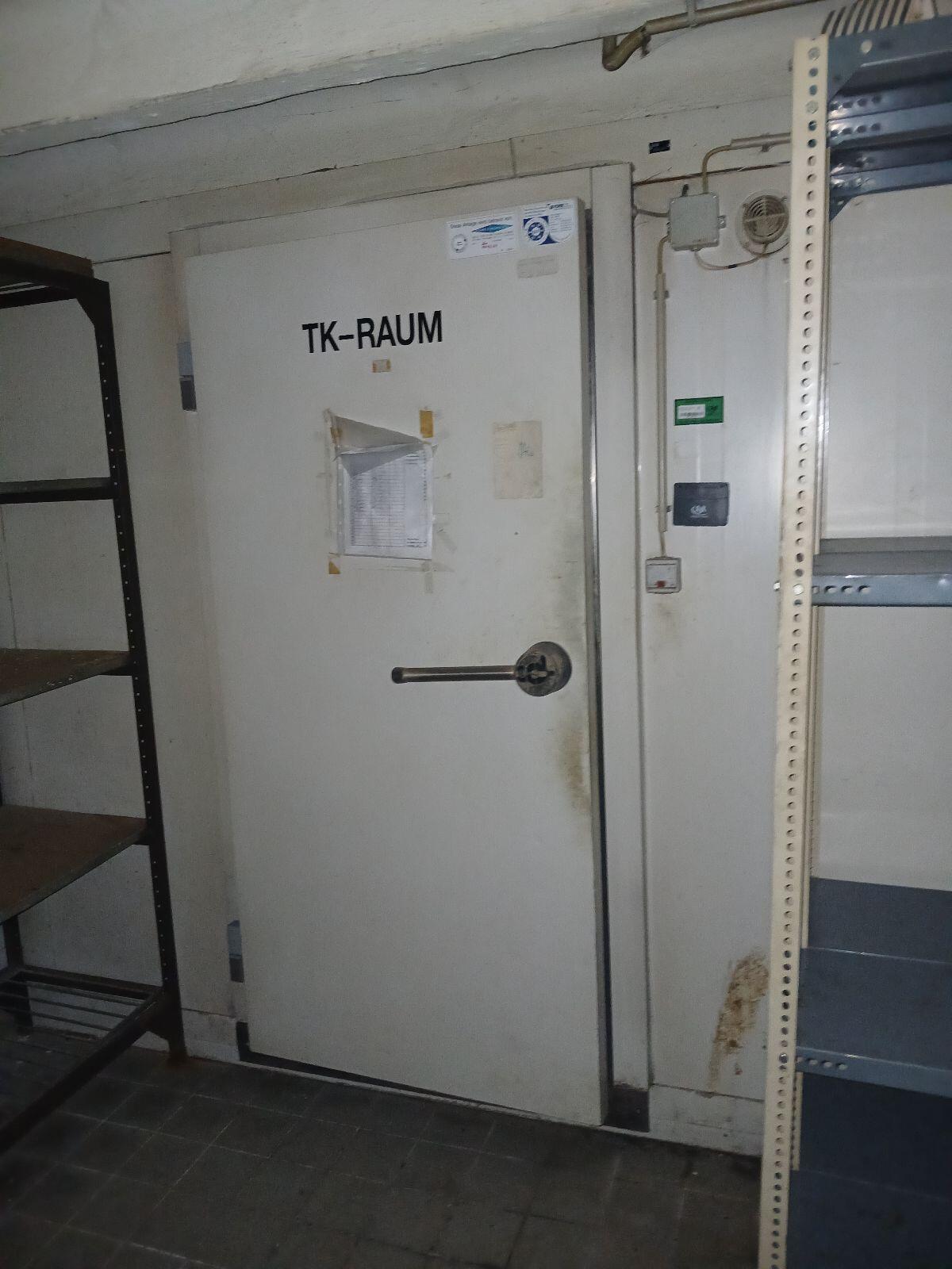 Drei Kühlräume und zwei Kühlraumtüren 3