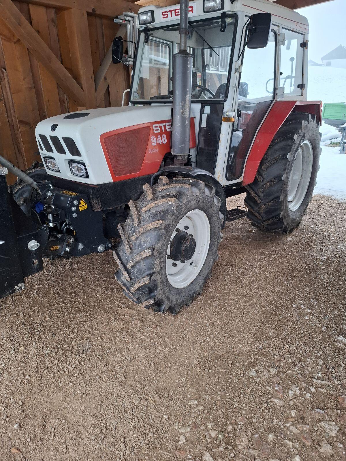 Traktor Steyr 948A 3