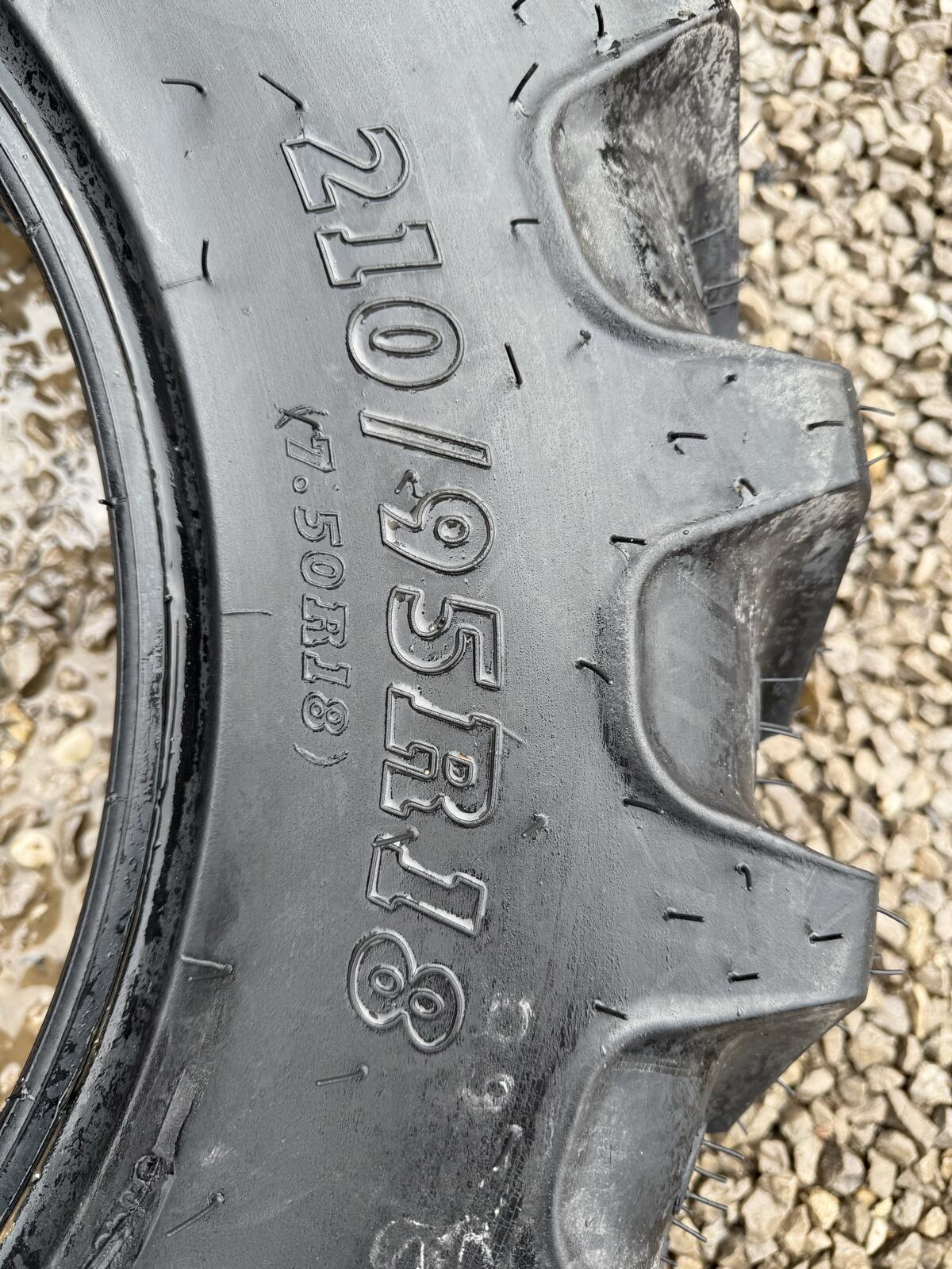 Reifen 210/95R18 BKT 7.60R18 Agri Max RT855 NEU Traktorreifen 2