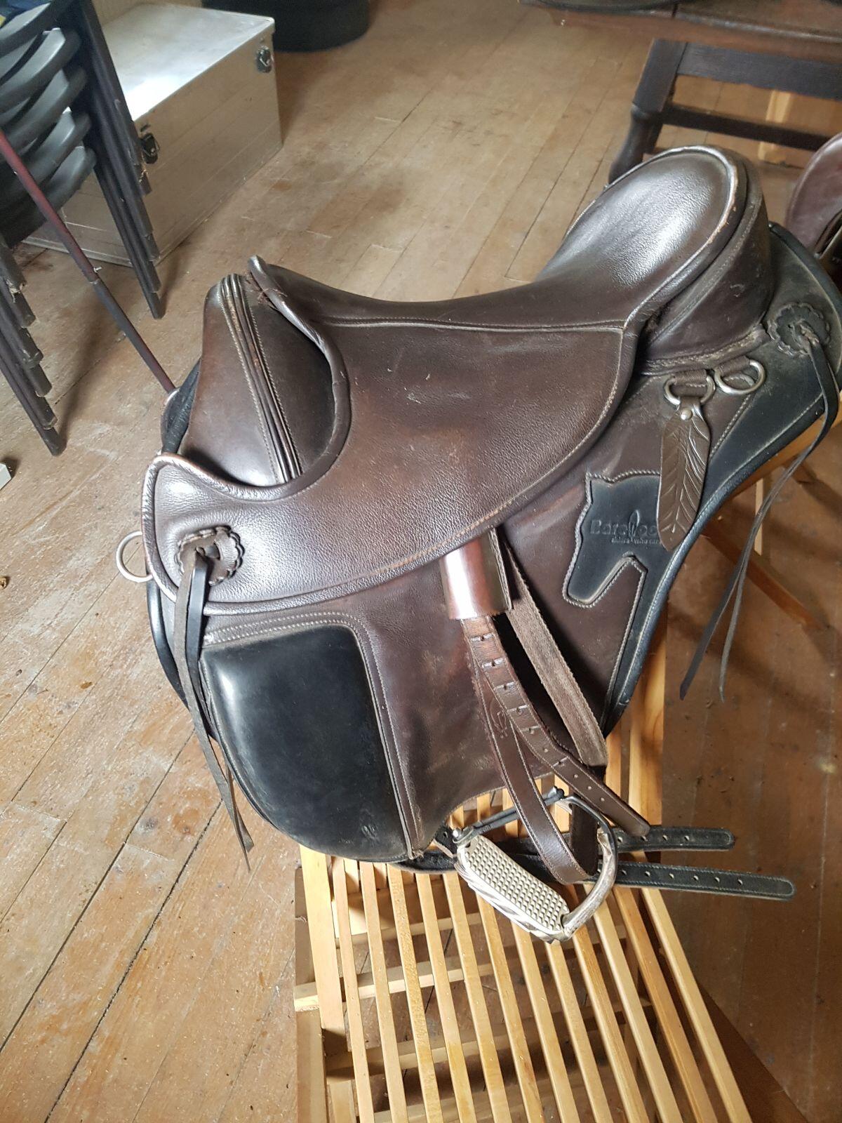 Sattel Barefoot Cherokee 1