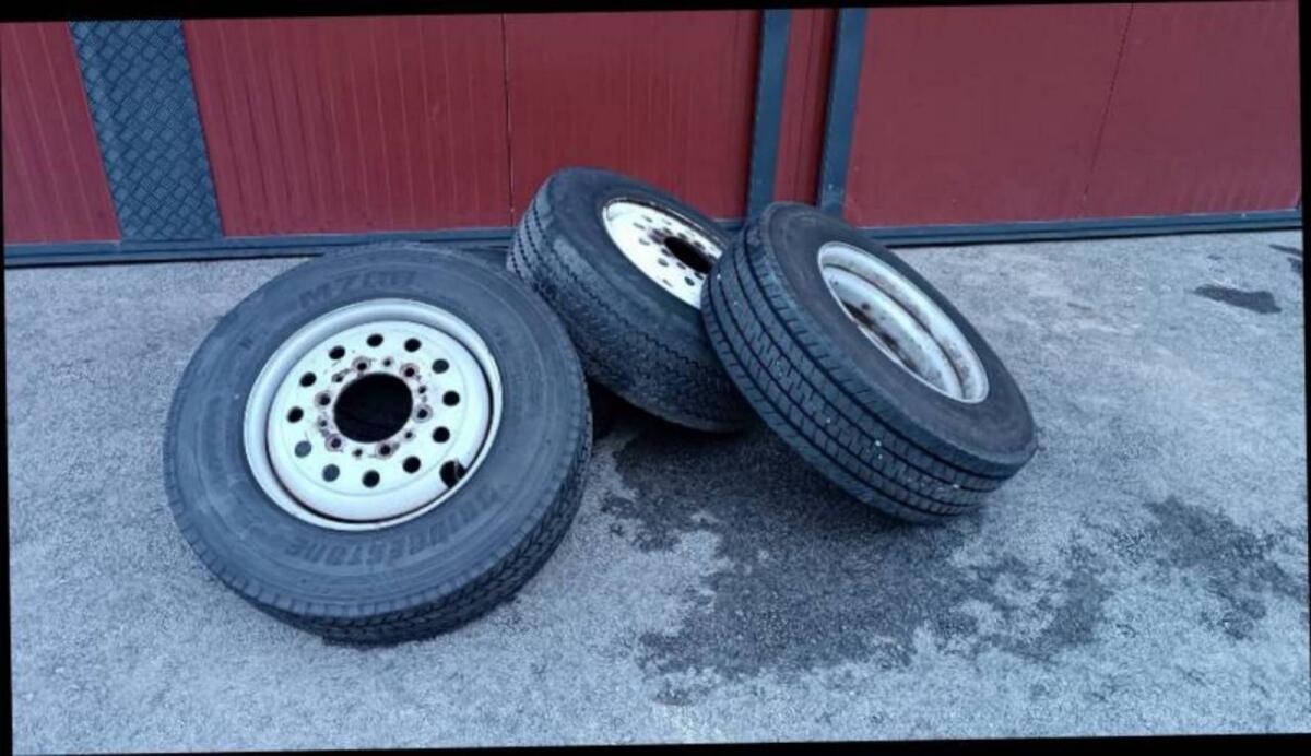 Reifen Bridgestone 4 Stk. 265/70 R19.5 1