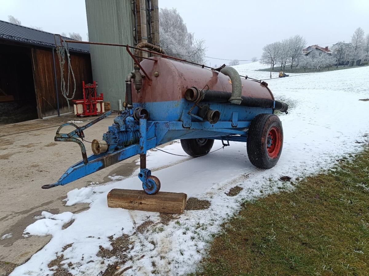 Güllefass Pühringer 3.500 l 2