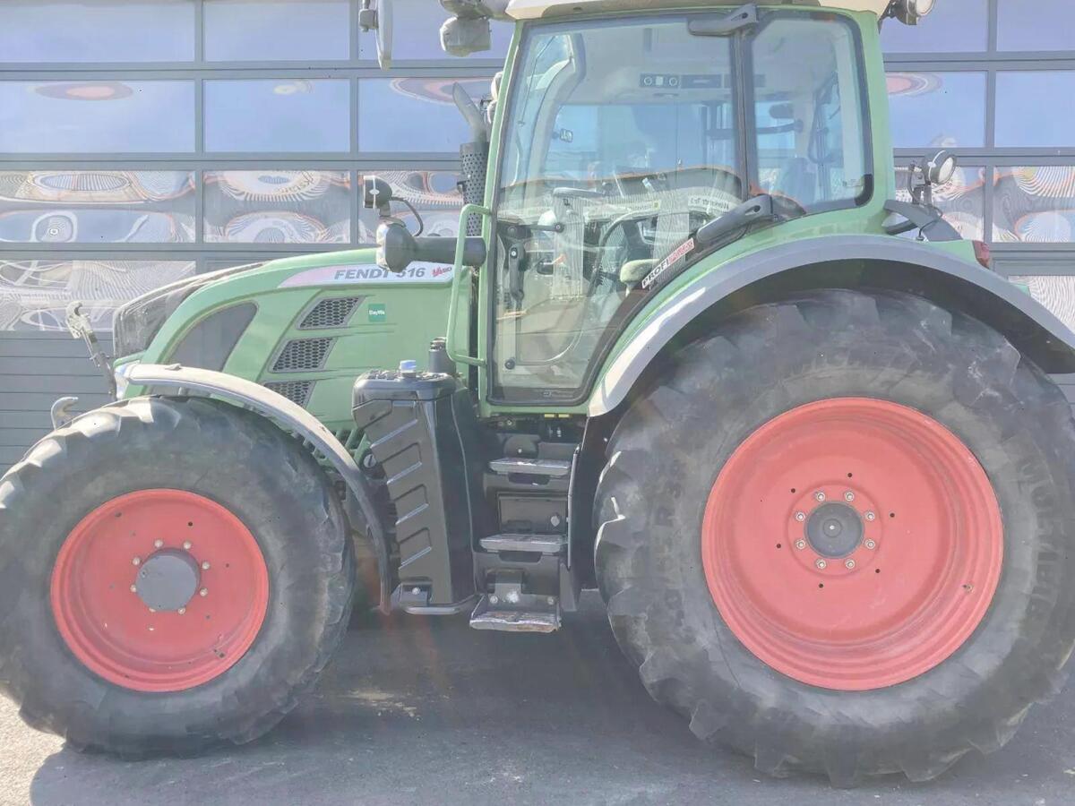 Fendt 516 Vario SCR Profi Plus 1