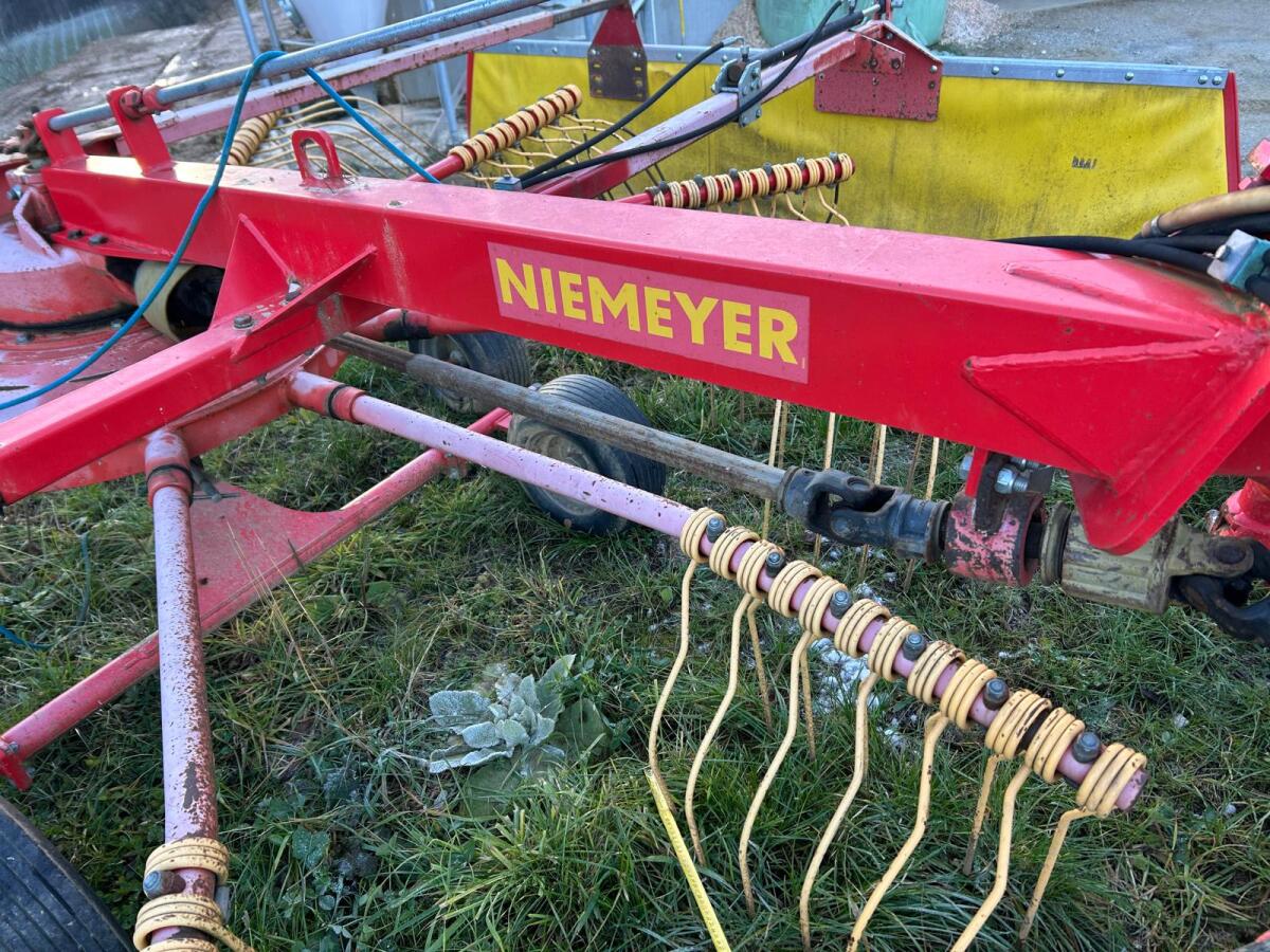 Niemeyer Twin 470 -DH Schwader 1