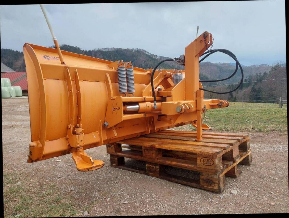 Schneeschild, Planierschild Hauer HS 2400 1