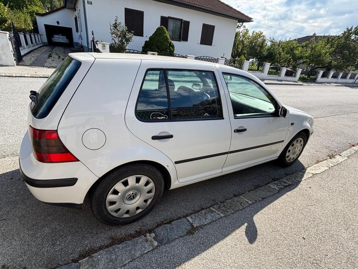 VW Golf 1,9 TDI Klein-/Kompaktwagen Golf 4 3