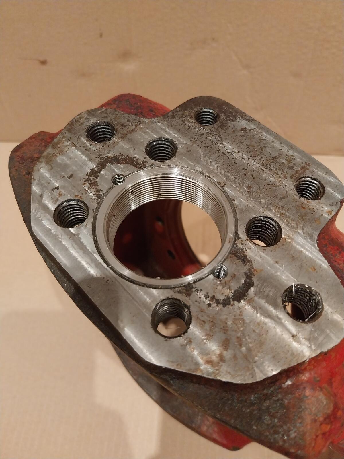 Verkaufe Nabenträger zu ZF-Apl 1351 oder 1251 Vorderachse 2